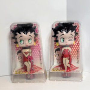 SET OF 2 BETTY BOOP CANDY LIP GLOSS DATED 2006 AU'SOME CANDIES INC. NEVER OPENED